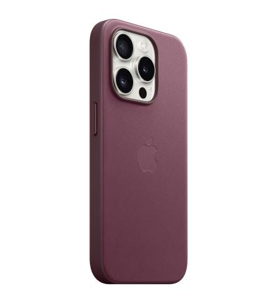 FineWoven Case with MagSafe for Apple iPhone 15 Pro mulberry 2