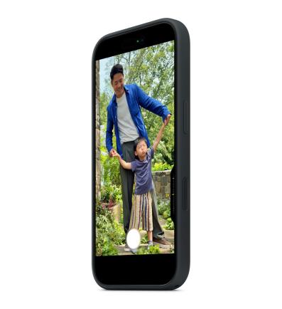 Silicone Case with MagSafe for Apple iPhone 17 black 2